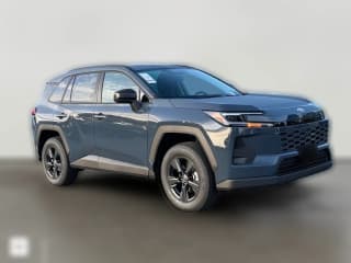 Toyota RAV4 LE AWD (Natl)