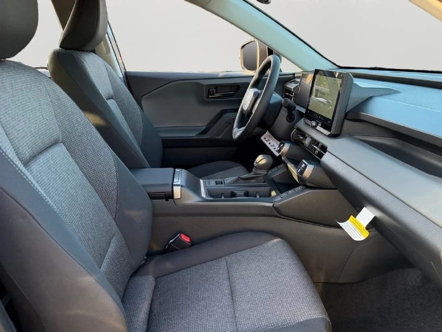 Toyota RAV4 LE AWD (Natl) 2026 — side view