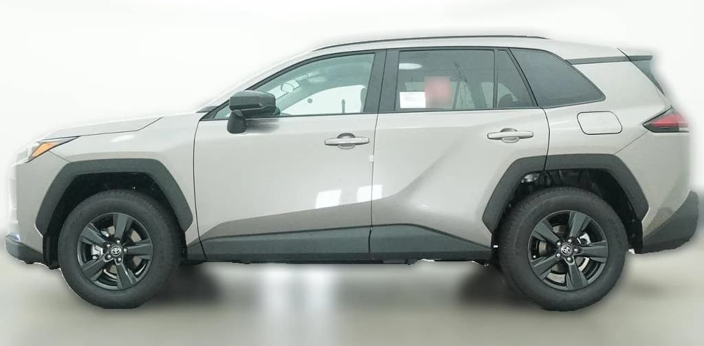 Toyota RAV4 LE FWD (Natl) 2026 — side view