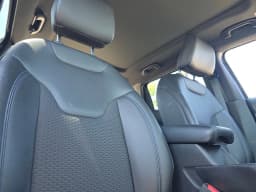Jeep Compass Latitude 4x4 2025 — side view