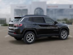 Jeep Compass Latitude 4x4 2025 — side view