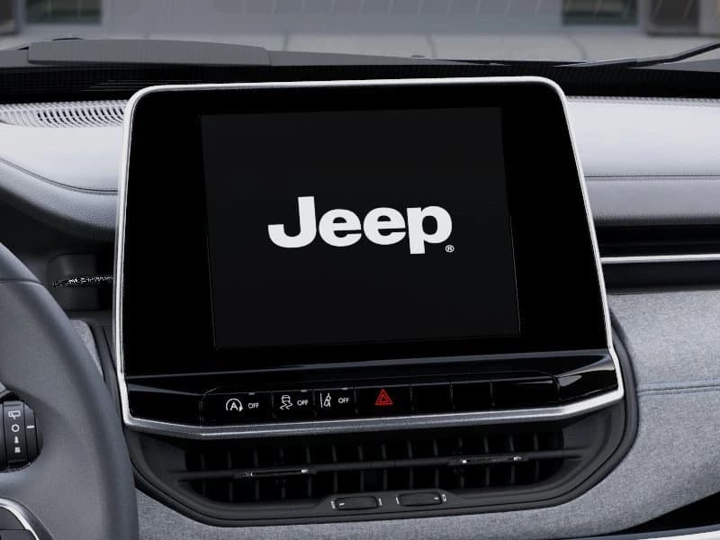 Jeep Compass Latitude 4x4 2025 — side view