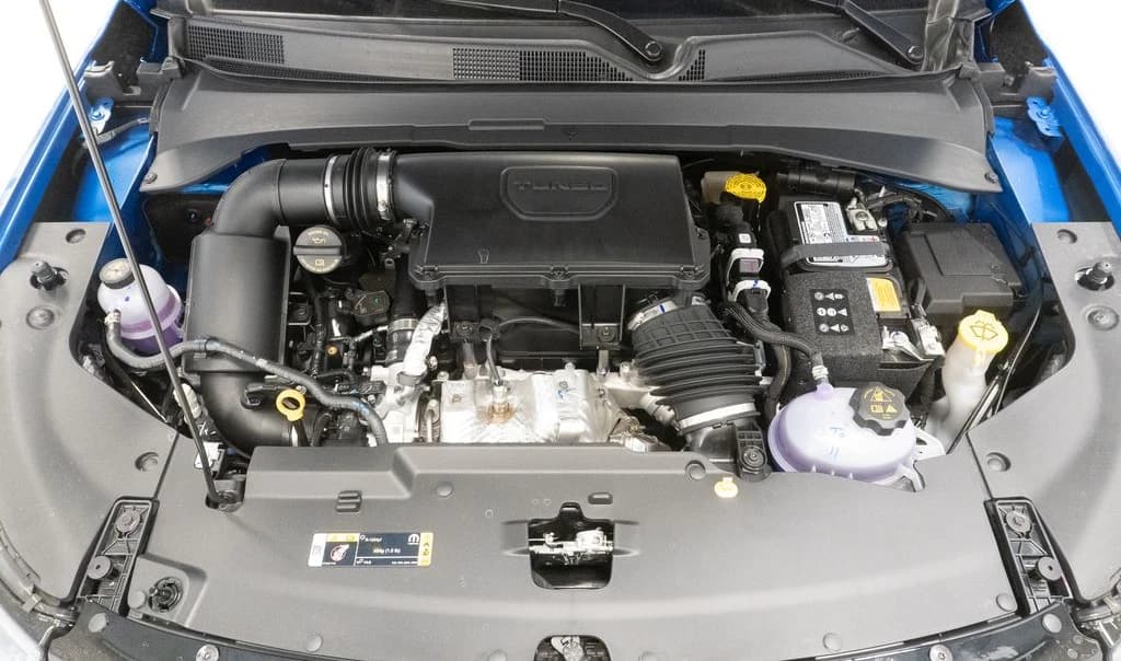 Jeep Compass Latitude Altitude 4x4 2026 — side view
