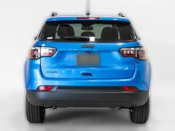 Jeep Compass Latitude Altitude 4x4 2026 — side view