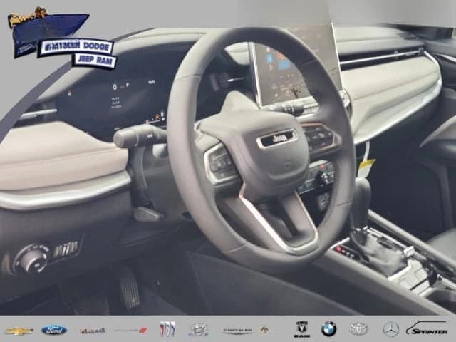 Jeep Compass Limited 4x4 2026 — side view