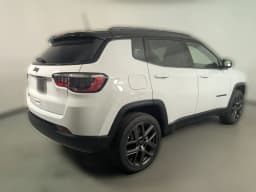 Jeep Compass Limited Altitude 4x4 2026 — side view