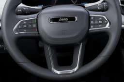 Jeep Compass Limited 4x4 2026 — side view