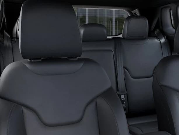 Jeep Compass Limited 4x4 2026 — side view