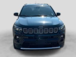 Jeep Compass Limited 4x4 2026 — side view