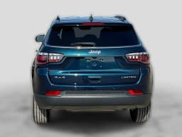 Jeep Compass Limited 4x4 2026 — side view