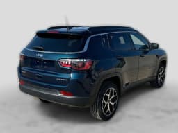 Jeep Compass Limited 4x4 2026 — side view