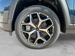 Jeep Compass Limited 4x4 2026 — side view