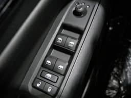 Jeep Compass Limited Altitude 4x4 2026 — side view