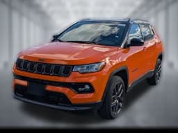 Jeep Compass Limited Altitude 4x4 2026 — side view