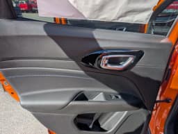 Jeep Compass Limited Altitude 4x4 2026 — side view