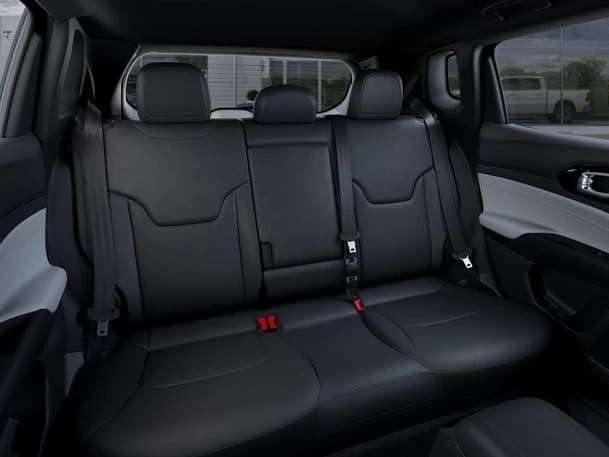 Jeep Compass Limited 4x4 2026 — side view