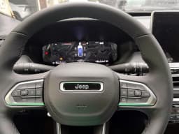 Jeep Compass Limited Altitude 4x4 2026 — side view