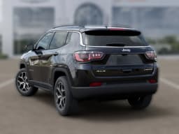 Jeep Compass Limited 4x4 2026 — side view