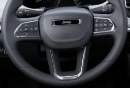 Jeep Compass Limited 4x4 2026 — side view