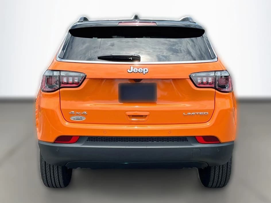 Jeep Compass Limited 4x4 2026 — side view