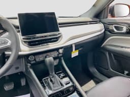 Jeep Compass Limited 4x4 2026 — side view