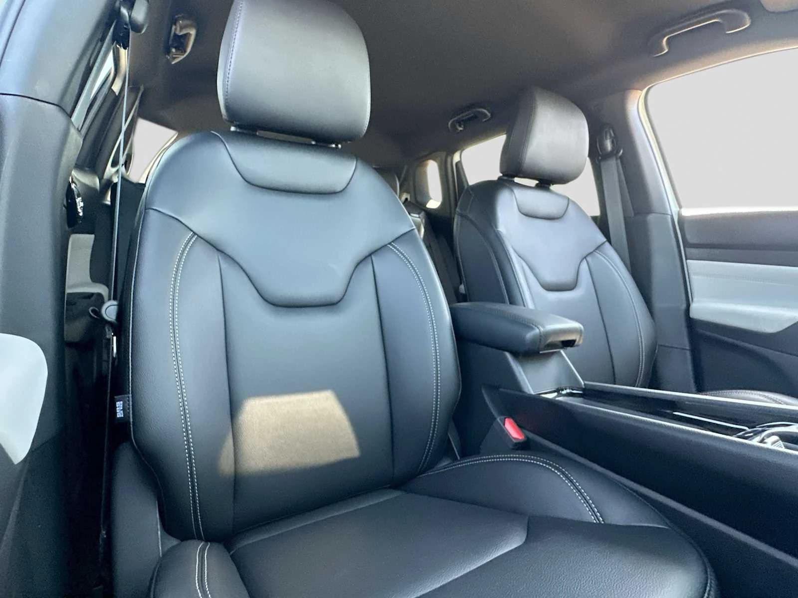 Jeep Compass Limited 4x4 2026 — side view