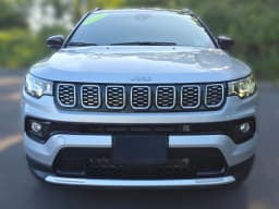 Jeep Compass Limited 4x4 2026 — side view