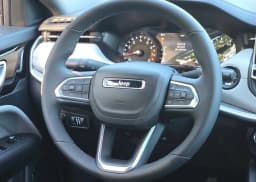 Jeep Compass Limited 4x4 2026 — side view