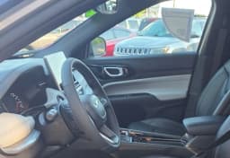 Jeep Compass Limited 4x4 2026 — side view