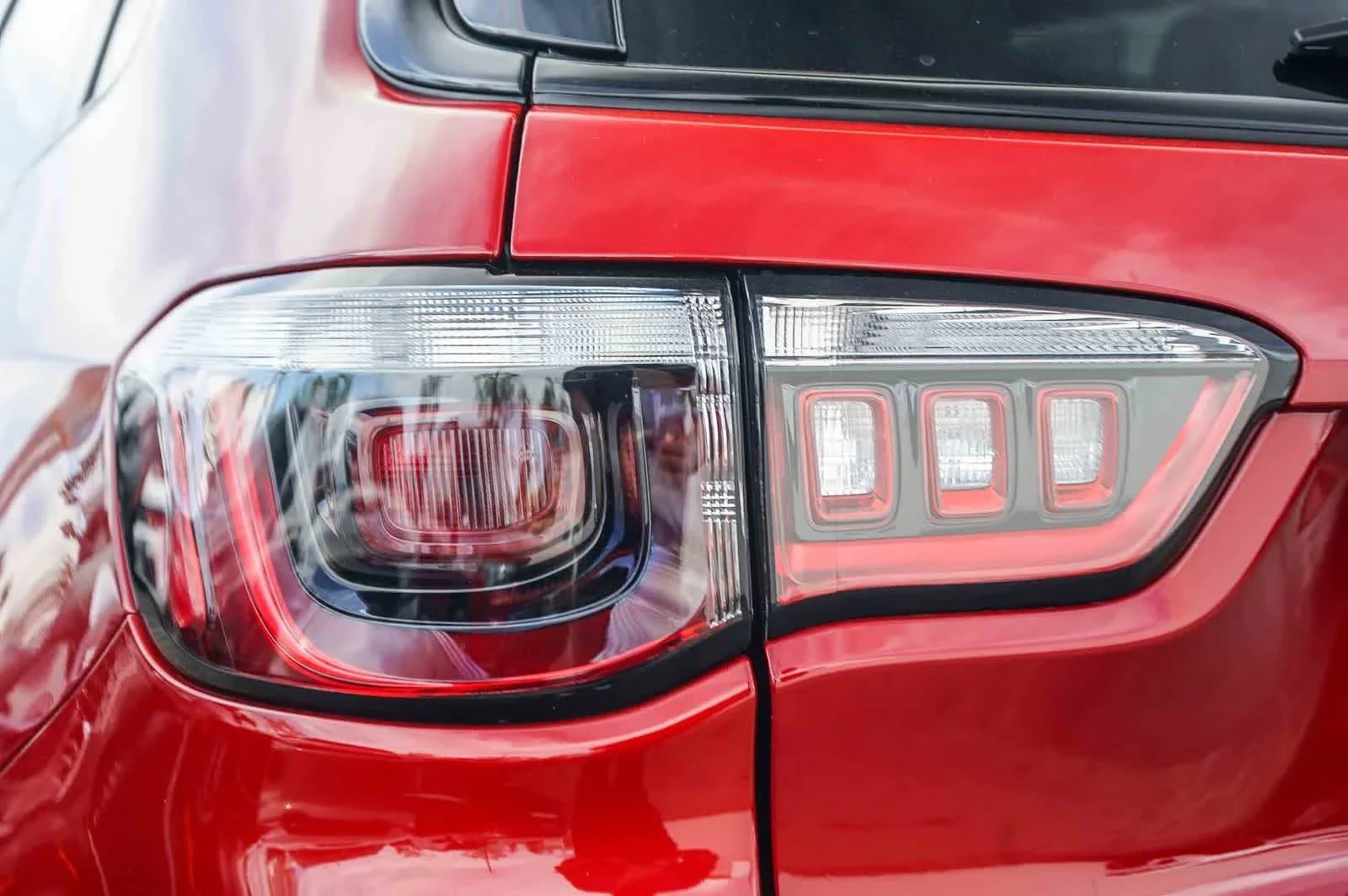 Jeep Compass Trailhawk 4x4 2026 — side view