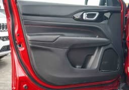 Jeep Compass Trailhawk 4x4 2026 — side view