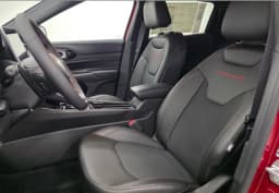 Jeep Compass Trailhawk 4x4 2026 — side view