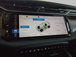 Jeep Cherokee Laredo 4x4 2026 — side view
