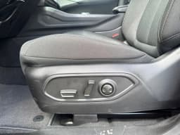 Jeep Cherokee Laredo 4x4 2026 — side view