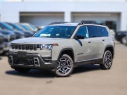 Jeep Cherokee Laredo 4x4 2026 — side view