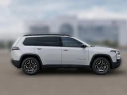 Jeep Cherokee Laredo 4x4 2026 — side view