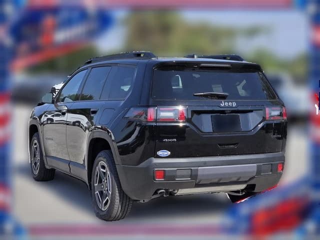 Jeep Cherokee Laredo 4x4 2026 — side view