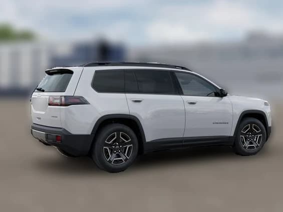 Jeep Cherokee Laredo 4x4 2026 — side view