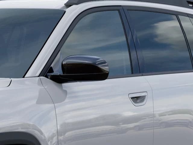 Jeep Cherokee Laredo 4x4 2026 — side view