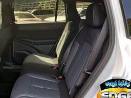 Jeep Cherokee Laredo 4x4 2026 — side view