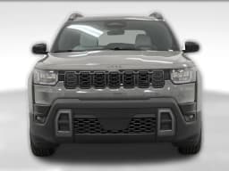 Jeep Cherokee Laredo 4x4 2026 — side view