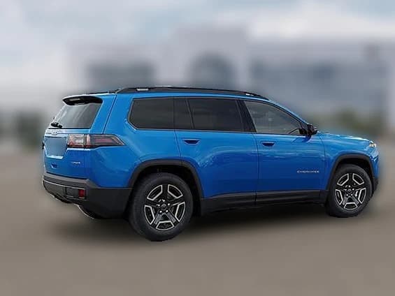Jeep Cherokee Laredo 4x4 2026 — side view