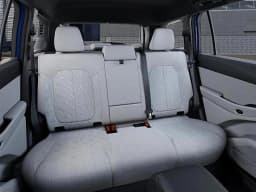 Jeep Cherokee Laredo 4x4 2026 — side view