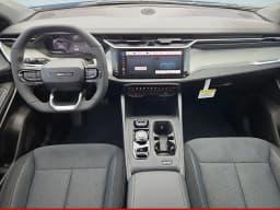 Jeep Cherokee Laredo 4x4 2026 — side view