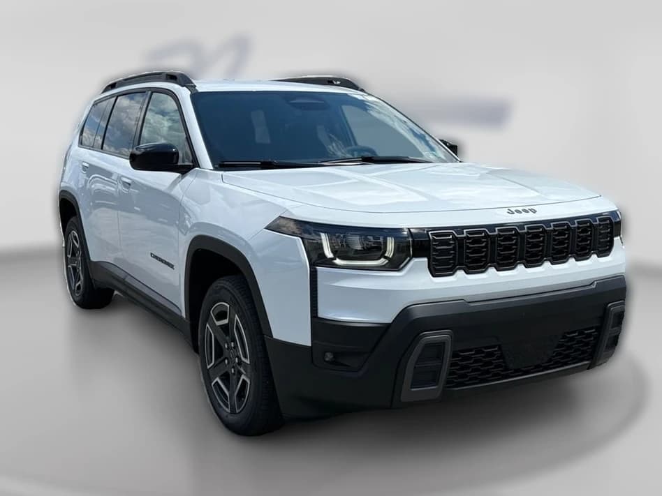 Jeep Cherokee Laredo 4x4 2026 — side view