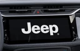 Jeep Cherokee Laredo 4x4 2026 — side view