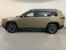 Jeep Cherokee Laredo 4x4 2026 — side view