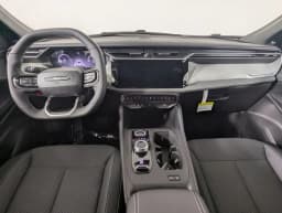 Jeep Cherokee Laredo 4x4 2026 — side view