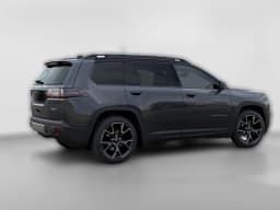 Jeep Cherokee Overland 4x4 2026 — side view