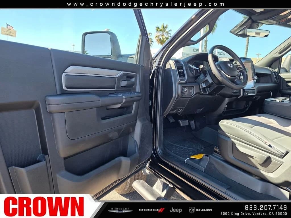 Ram 3500 Tradesman 4x4 Reg Cab 8' Box 2026 — side view